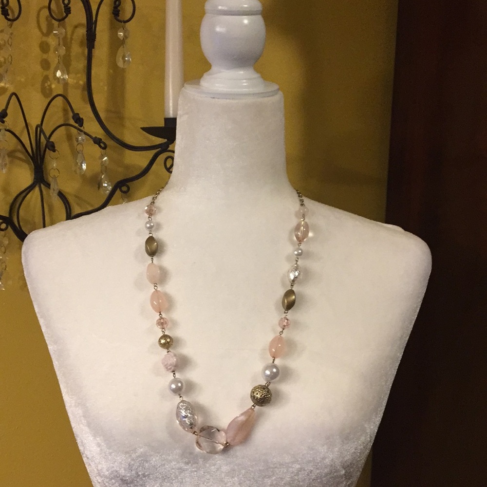 Vintage Pink/Gold Acrylic/Metal Beaded Necklace - Picture 2 of 6